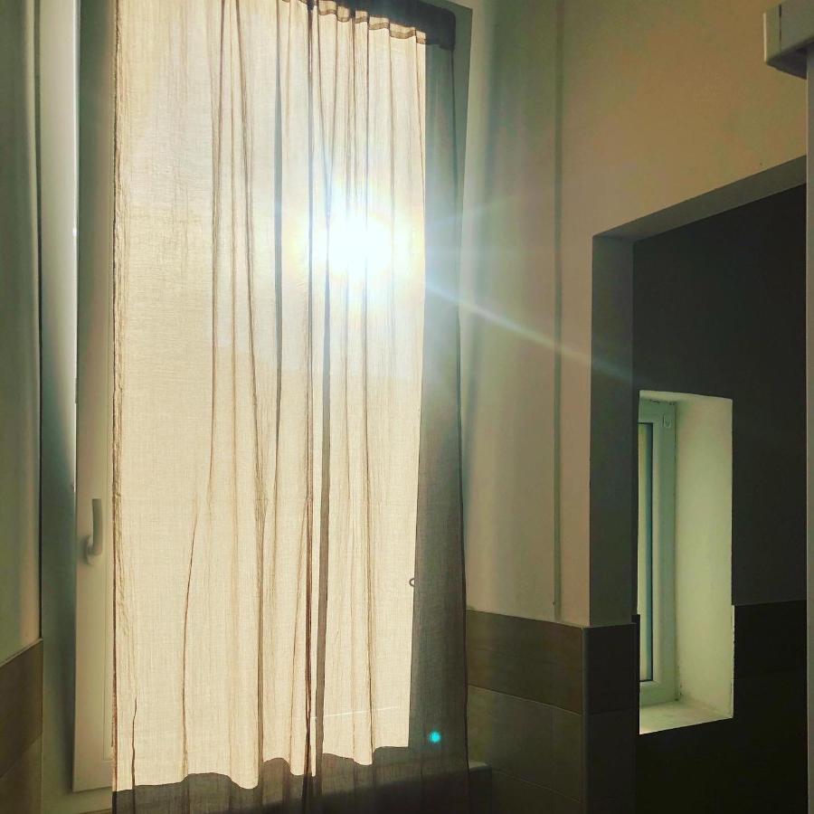 Via Fiume Cento 17 Otel La Spezia Dış mekan fotoğraf