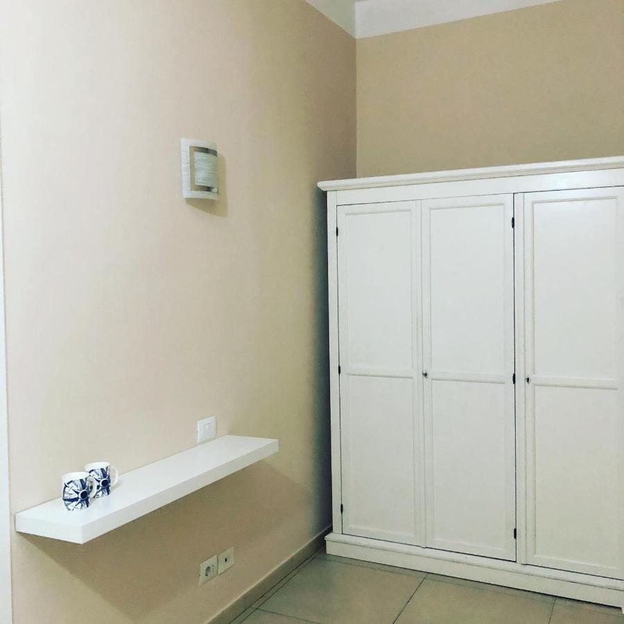 Via Fiume Cento 17 Otel La Spezia Dış mekan fotoğraf